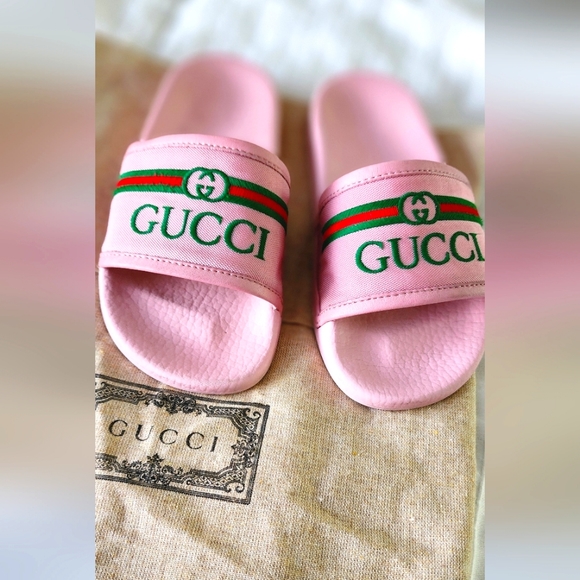 Gucci Other - Gucci sandals size 31 (1 youth)